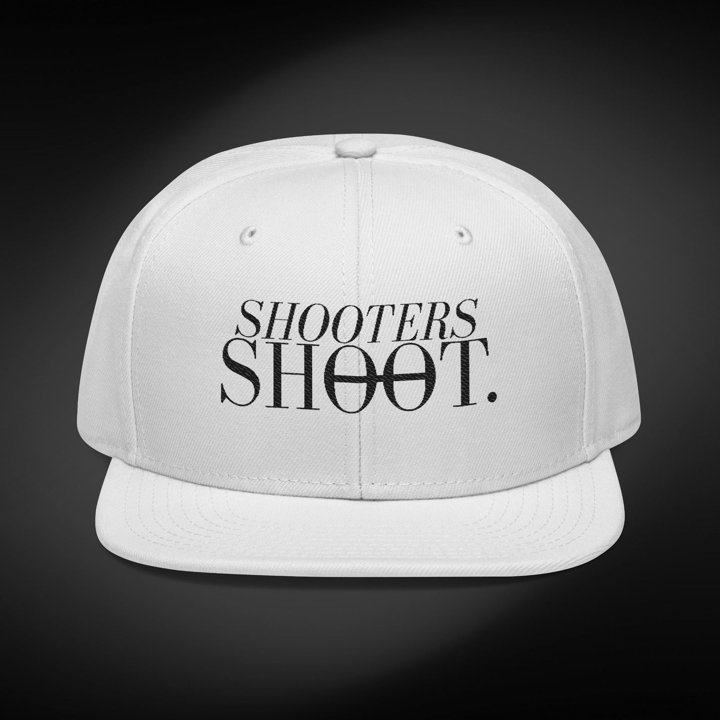 Snapback - Black Embroidery